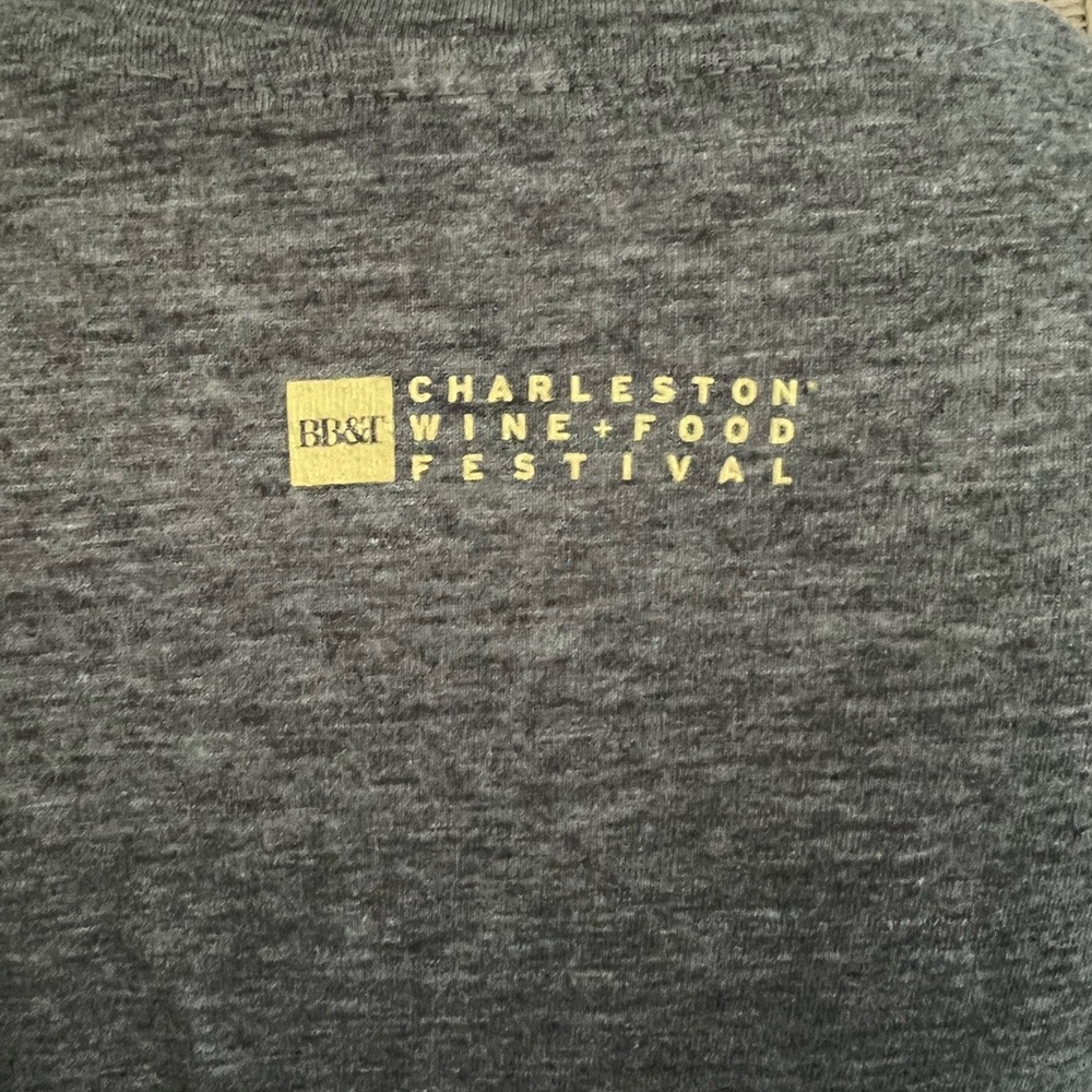 T-shirt - Picture 3 of 4